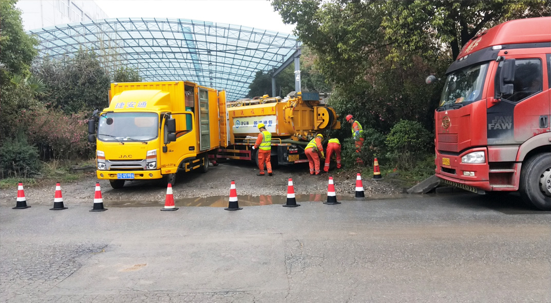 杨林尾镇成区雨污水管网“四位一体”检测疏通项目